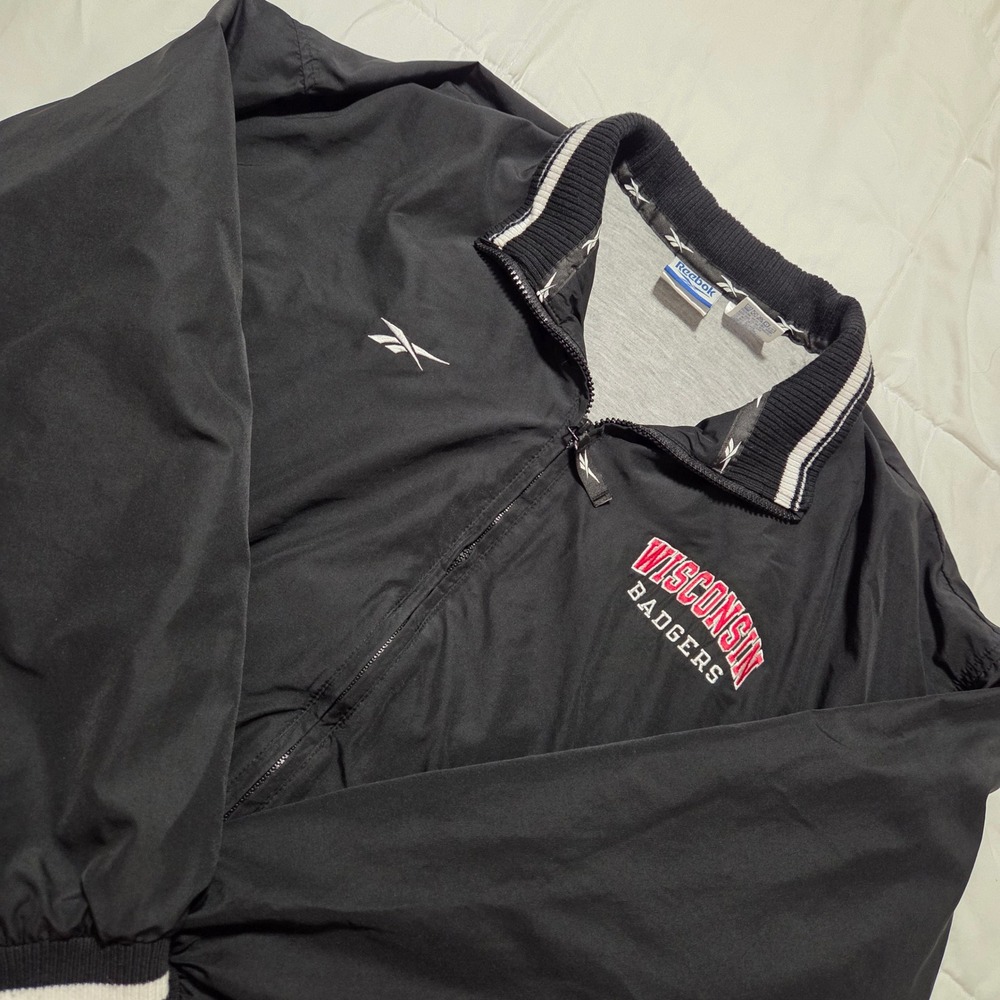 Vintage Reebok Wisconsin Badgers Windbreaker Jacket Mens Large Black Full Zip